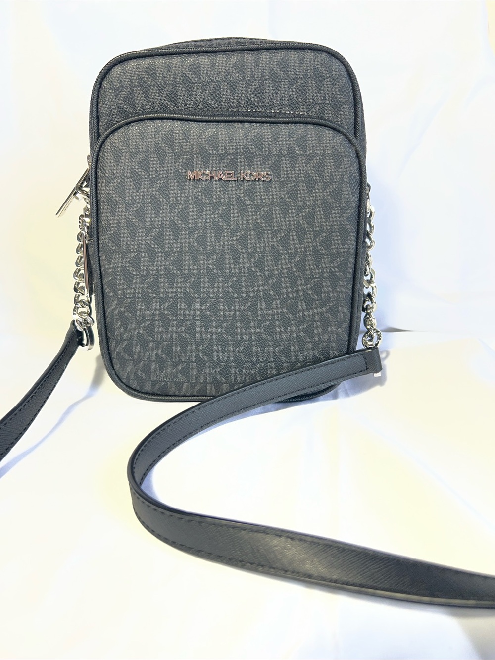 Michael Kors Black Signature Monogram Jetset Travel Medium Crossbody Bag